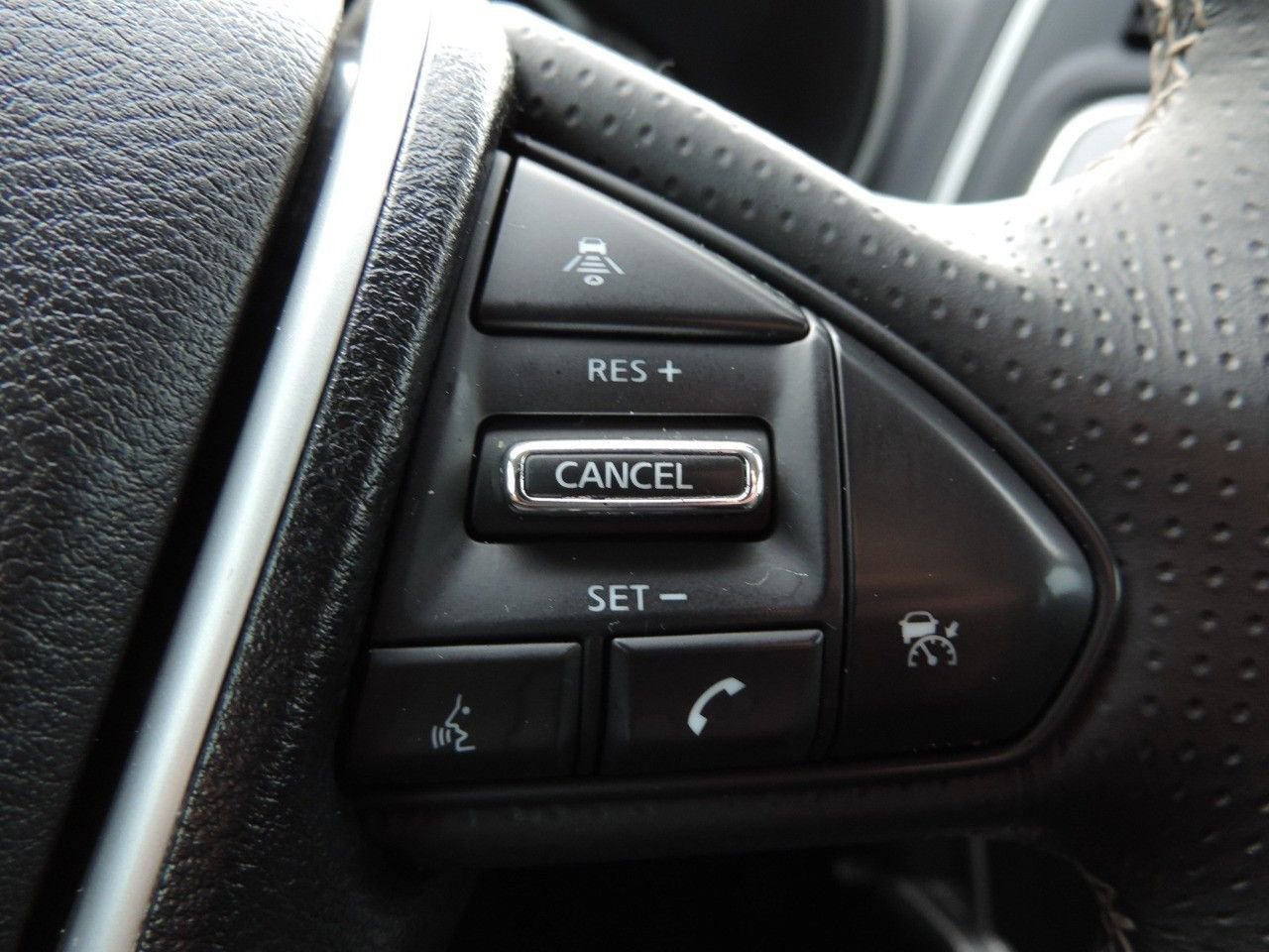 Used 2018 Nissan Maxima Platinum image 29