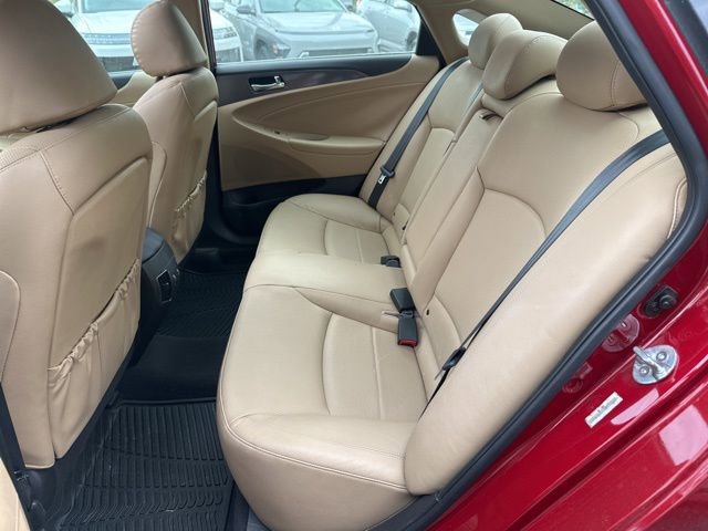 Used 2012 Hyundai Sonata Hybrid w/ Ultimate Pkg FWD image 7
