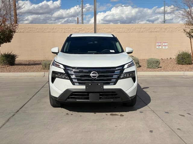 Used 2025 Nissan Rogue SV image 5