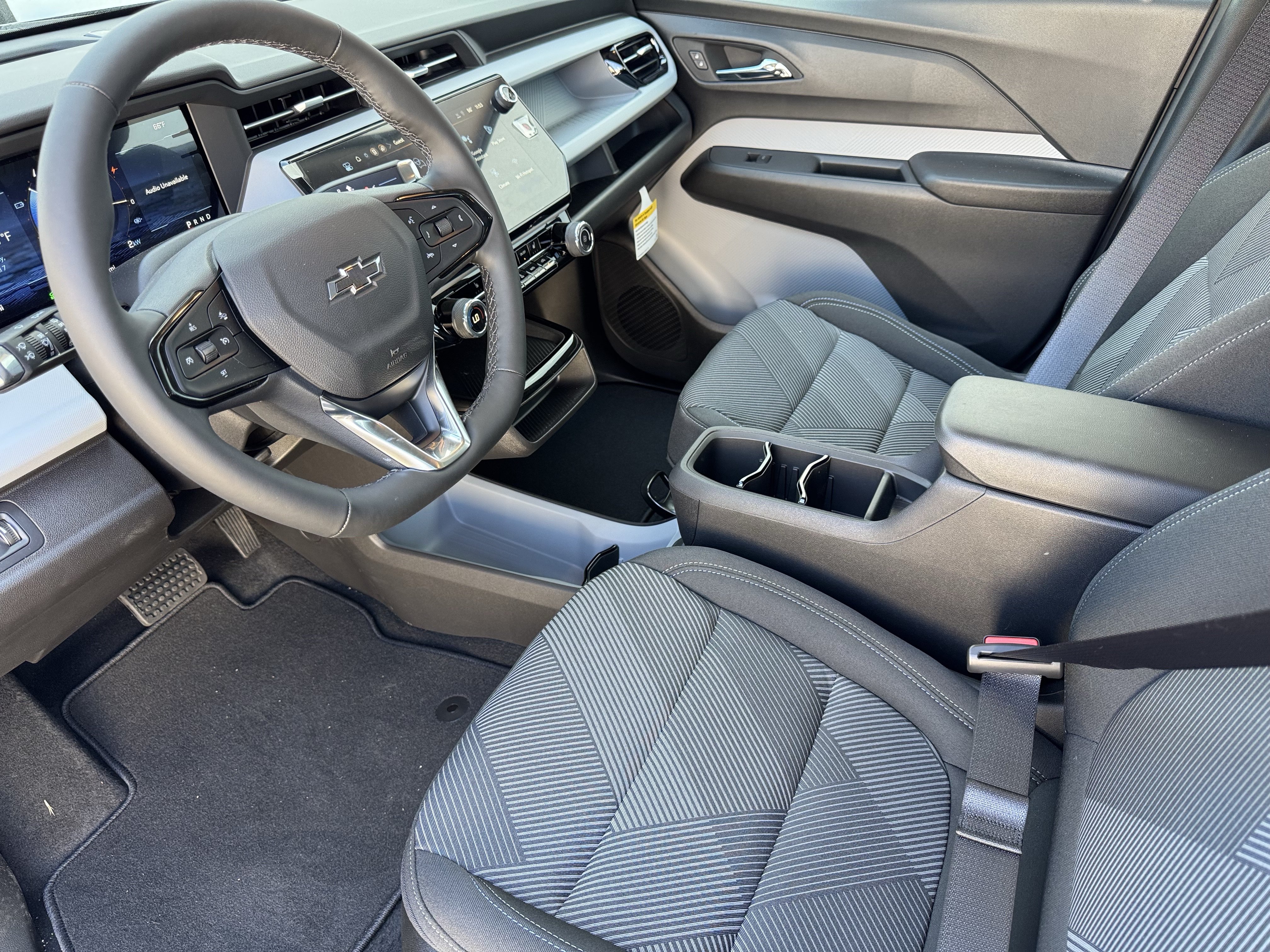 New 2027 Chevrolet Bolt LT w/ Comfort Package FWD image 9
