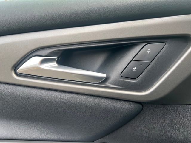 New 2026 Chevrolet Traverse LT w/ Midnight/Sport Edition image 19