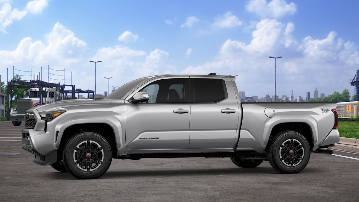New 2026 Toyota Tacoma TRD Sport AWD/4WD image 3
