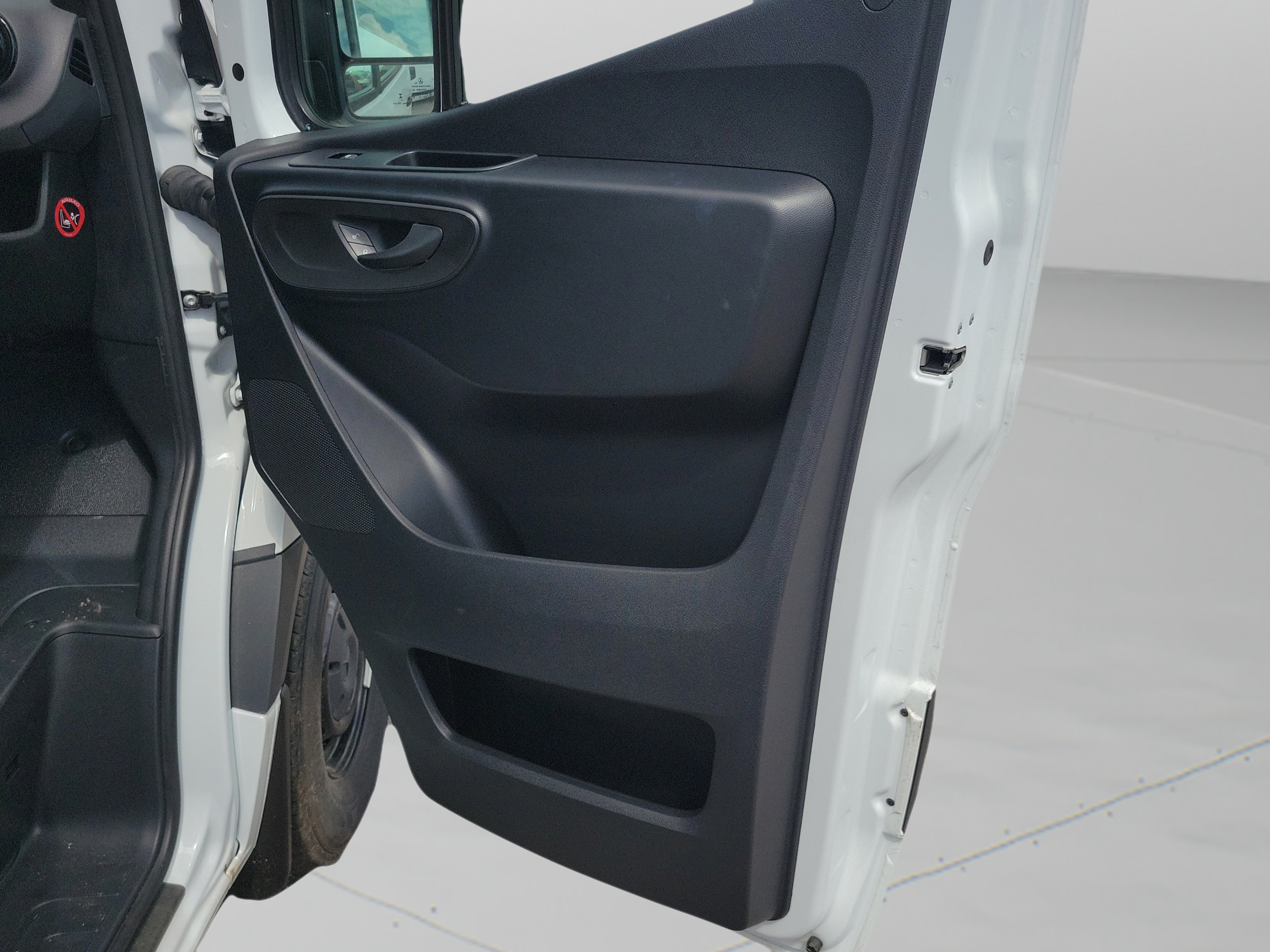 New 2025 Mercedes-Benz Sprinter 2500 image 10