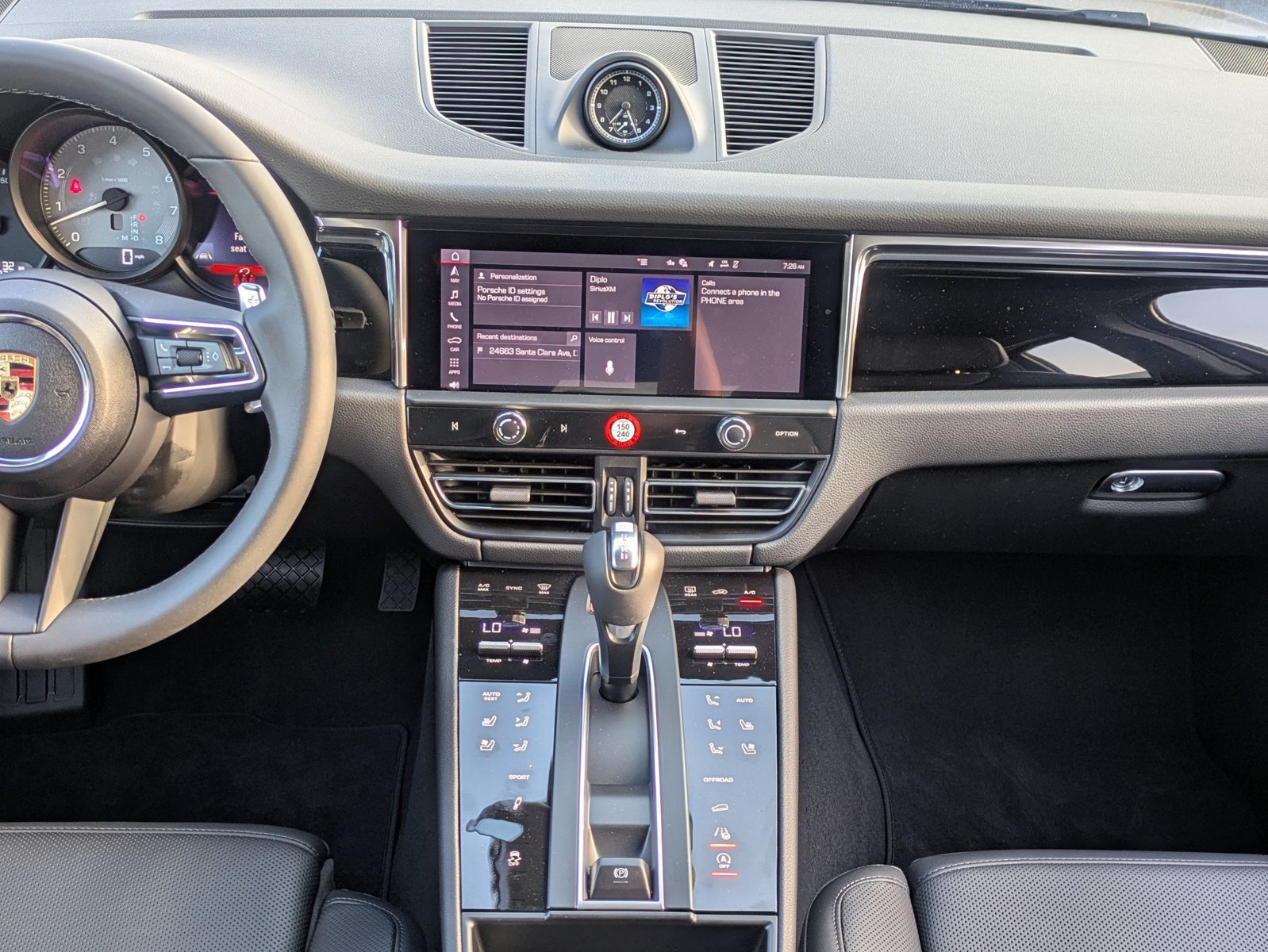 Certified 2025 Porsche Macan S AWD/4WD image 20