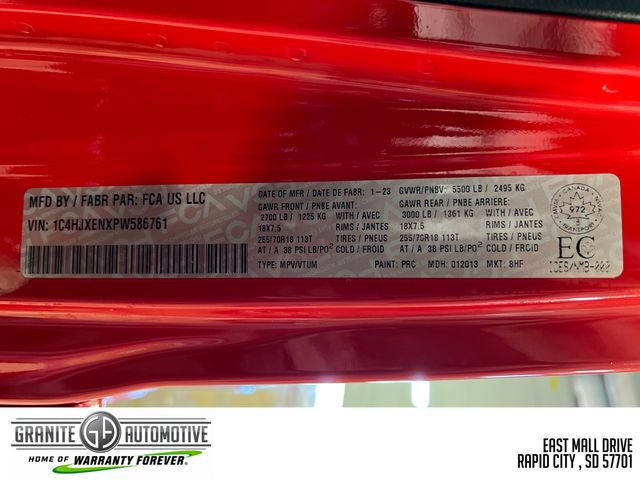 Used 2023 Jeep Wrangler Unlimited Sahara AWD/4WD image 29