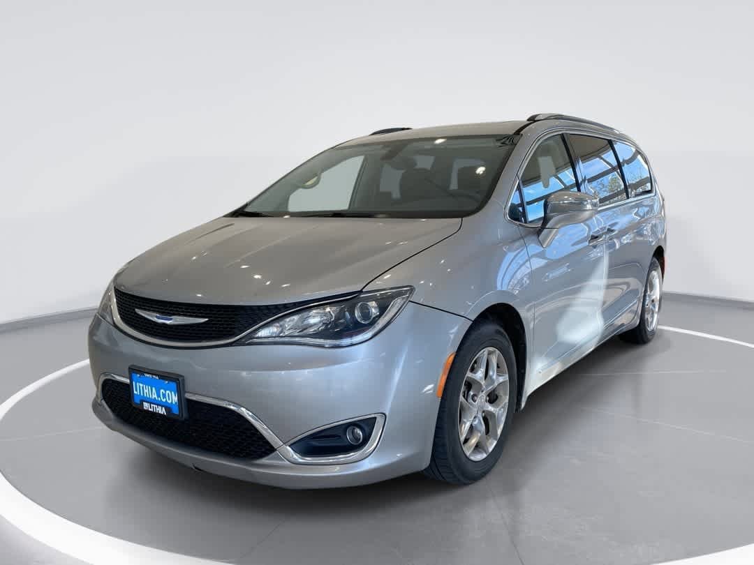 Used 2018 Chrysler Pacifica Limited