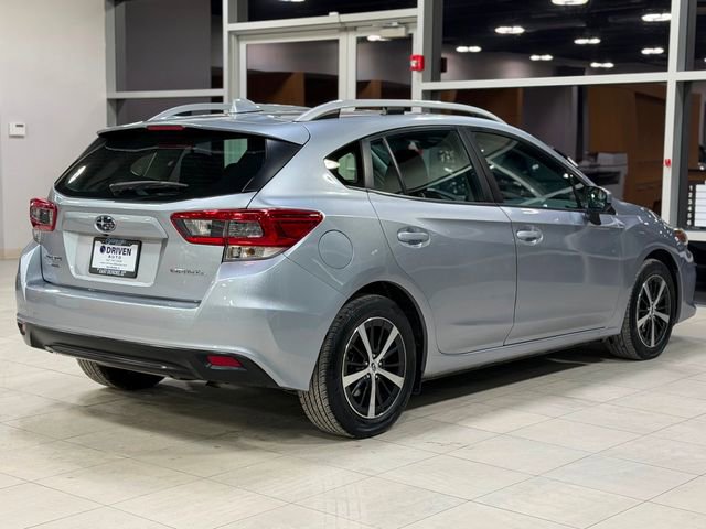 Used 2023 Subaru Impreza 2.0i Premium image 12