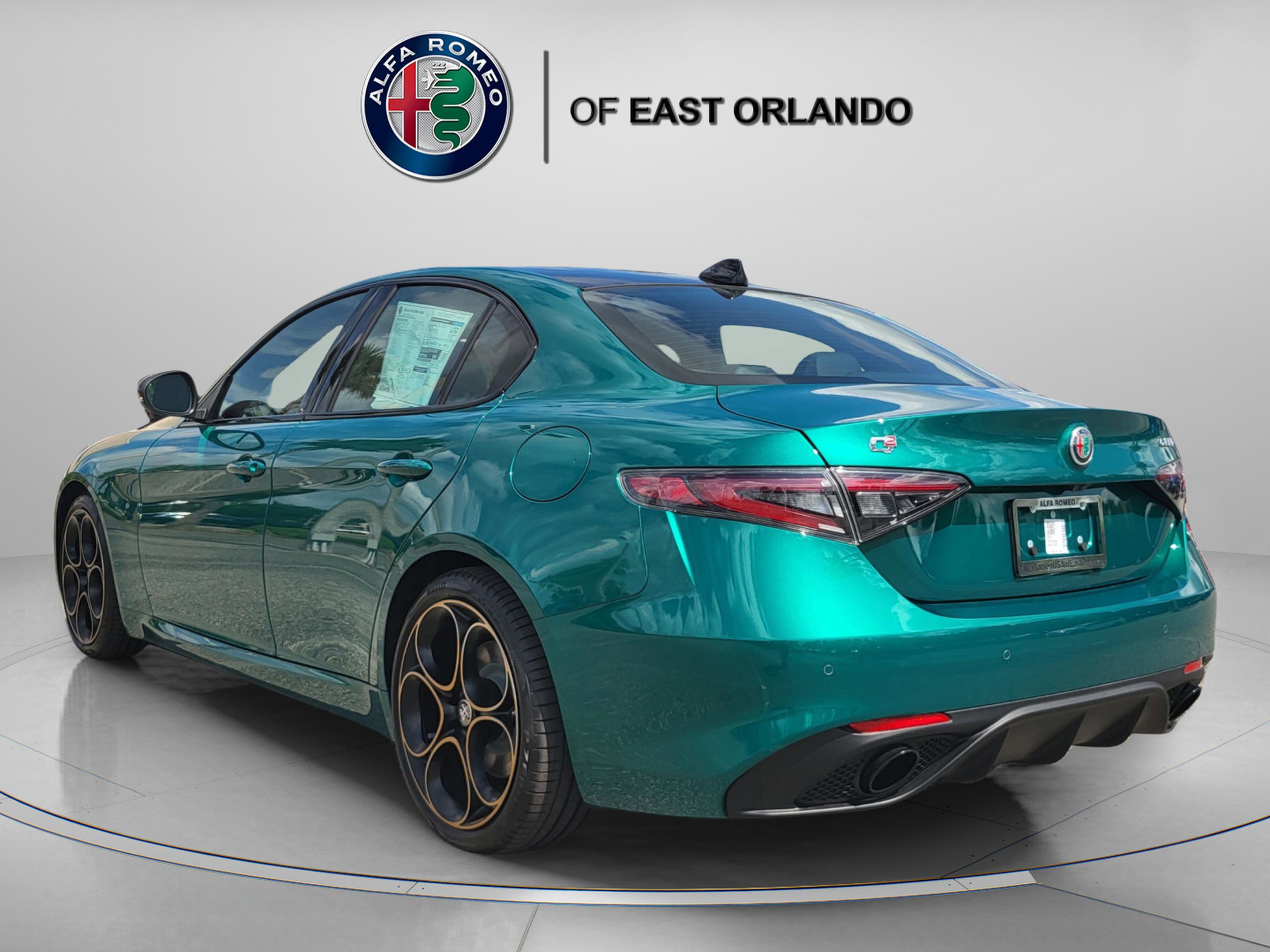 New 2025 Alfa Romeo Giulia w/ Driving Assist Package RWD image 5