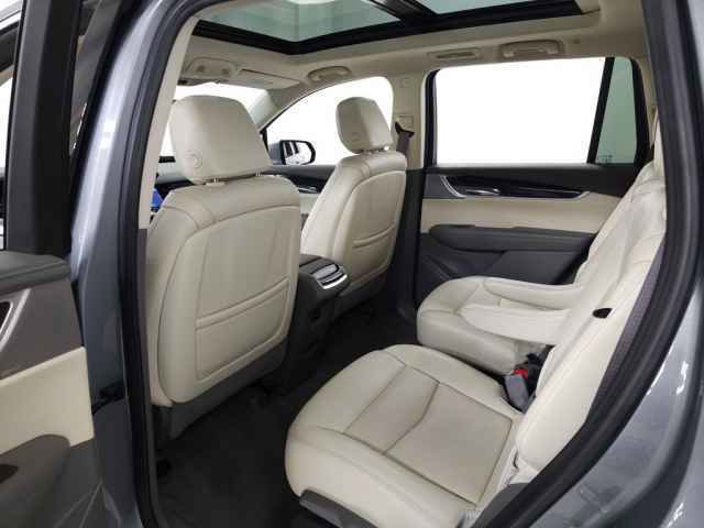 Certified 2023 Cadillac XT6 Premium Luxury w/ Technology Package AWD/4WD image 40