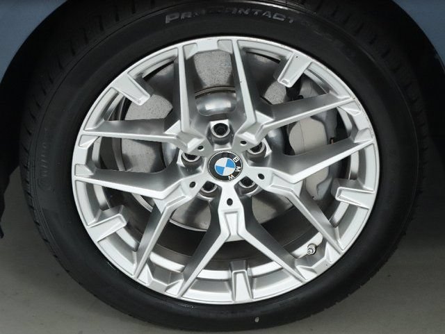 Used 2026 BMW 330i xDrive Sedan w/ Convenience Package AWD/4WD image 37