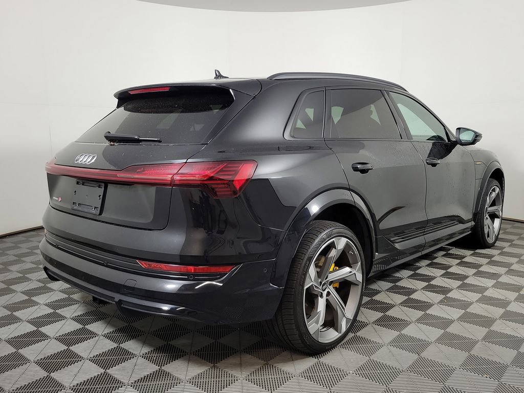 Certified 2023 Audi e-tron S Premium Plus w/ Black Optic Package AWD/4WD image 6