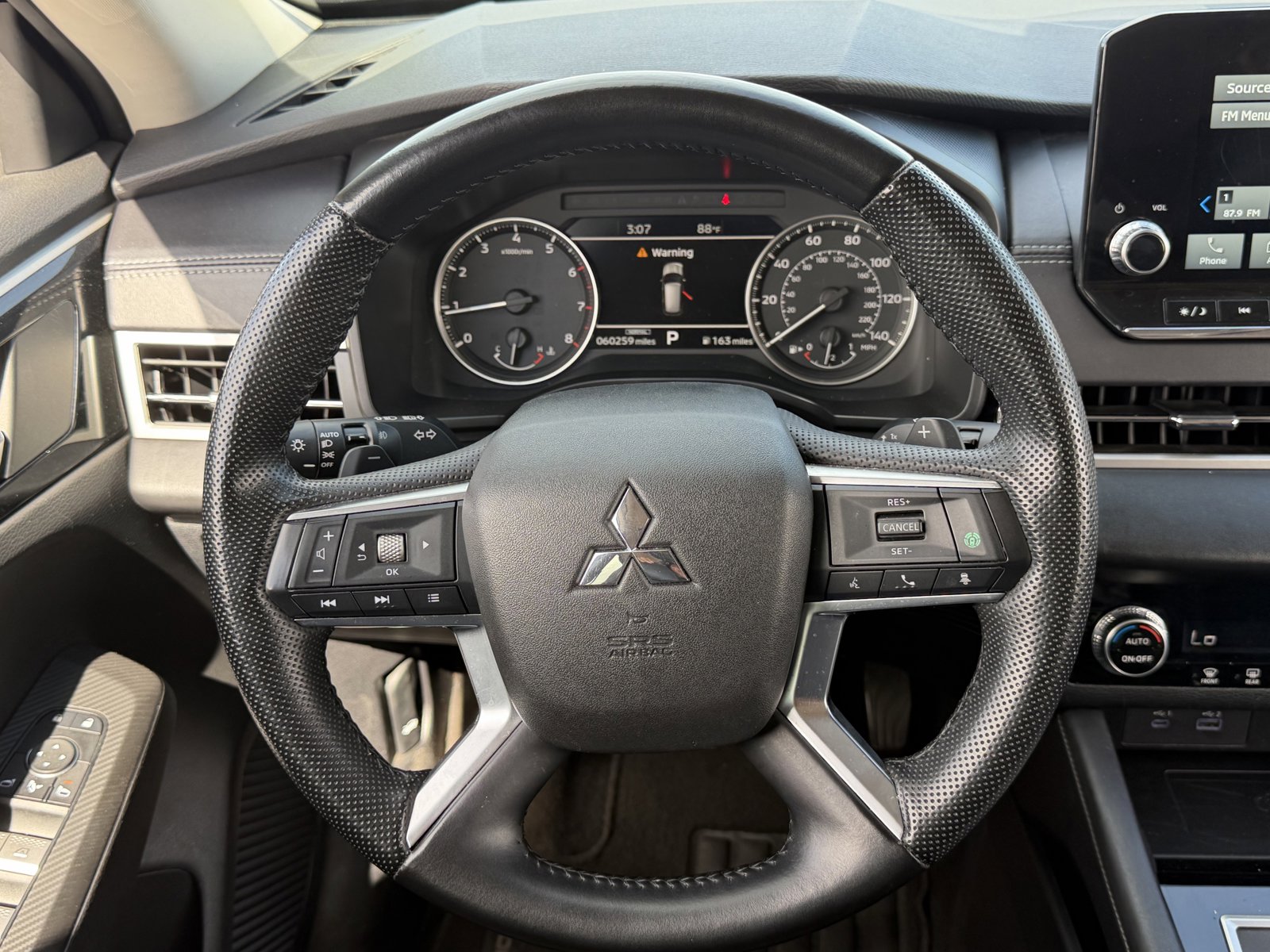 Used 2024 Mitsubishi Outlander SE AWD/4WD image 22