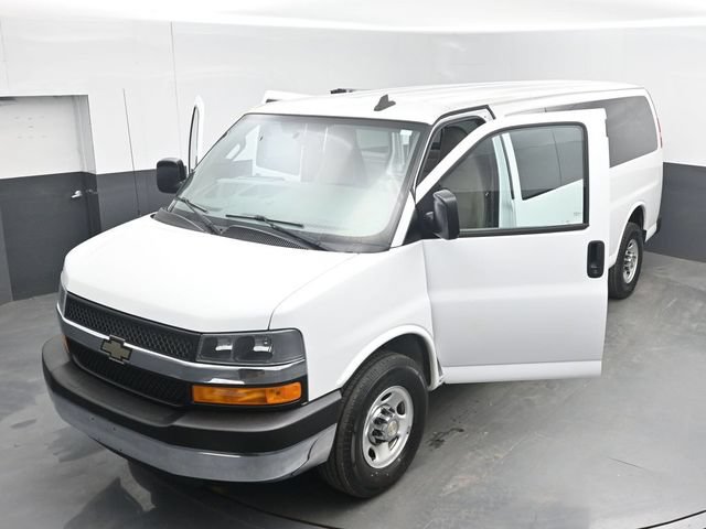 Used 2016 Chevrolet Express 3500 LT w/ LT Preferred Equipment Group RWD image 48