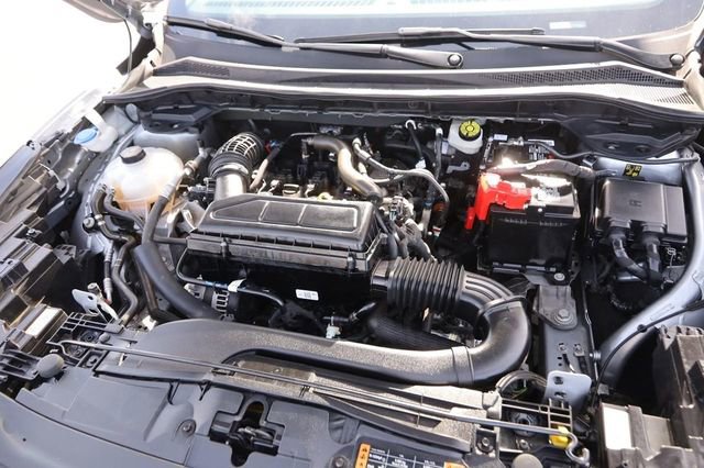Certified 2024 Ford Escape ST-Line w/ Cold Weather Package FWD image 27