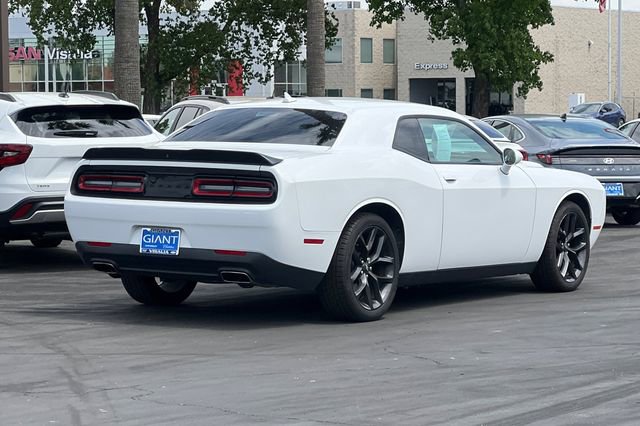 Used 2020 Dodge Challenger SXT w/ Blacktop Package RWD image 4