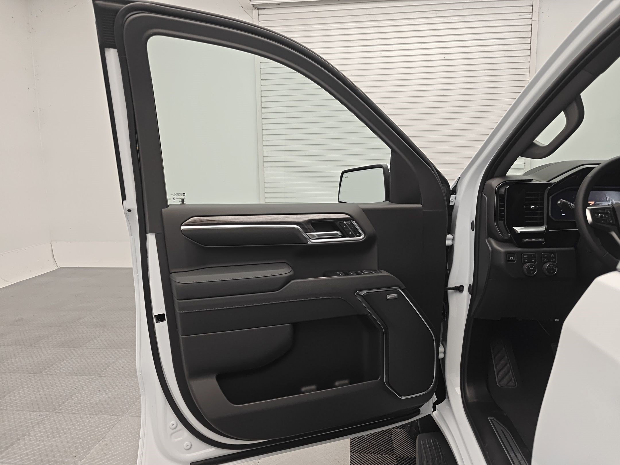 New 2026 Chevrolet Silverado 1500 LTZ AWD/4WD image 23