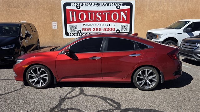 Used 2020 Honda Civic Touring image 1
