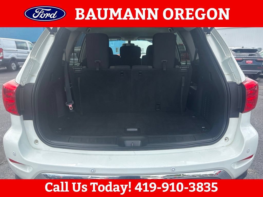 Used 2017 Nissan Pathfinder SV FWD image 12