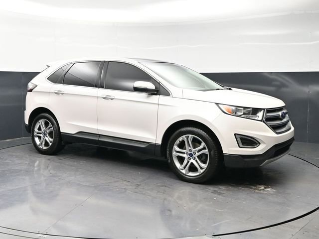 Used 2015 Ford Edge Titanium FWD image 3