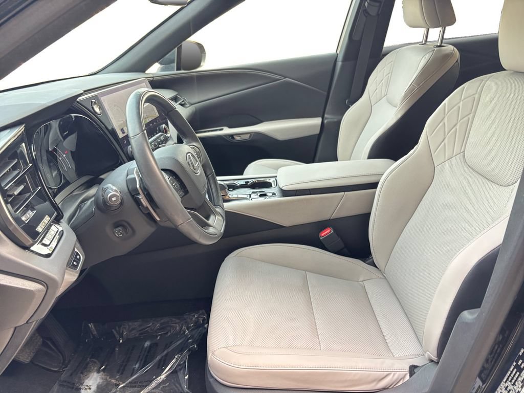 Used 2023 Lexus RX 350 Premium w/ Accessory Package (K3) FWD image 11