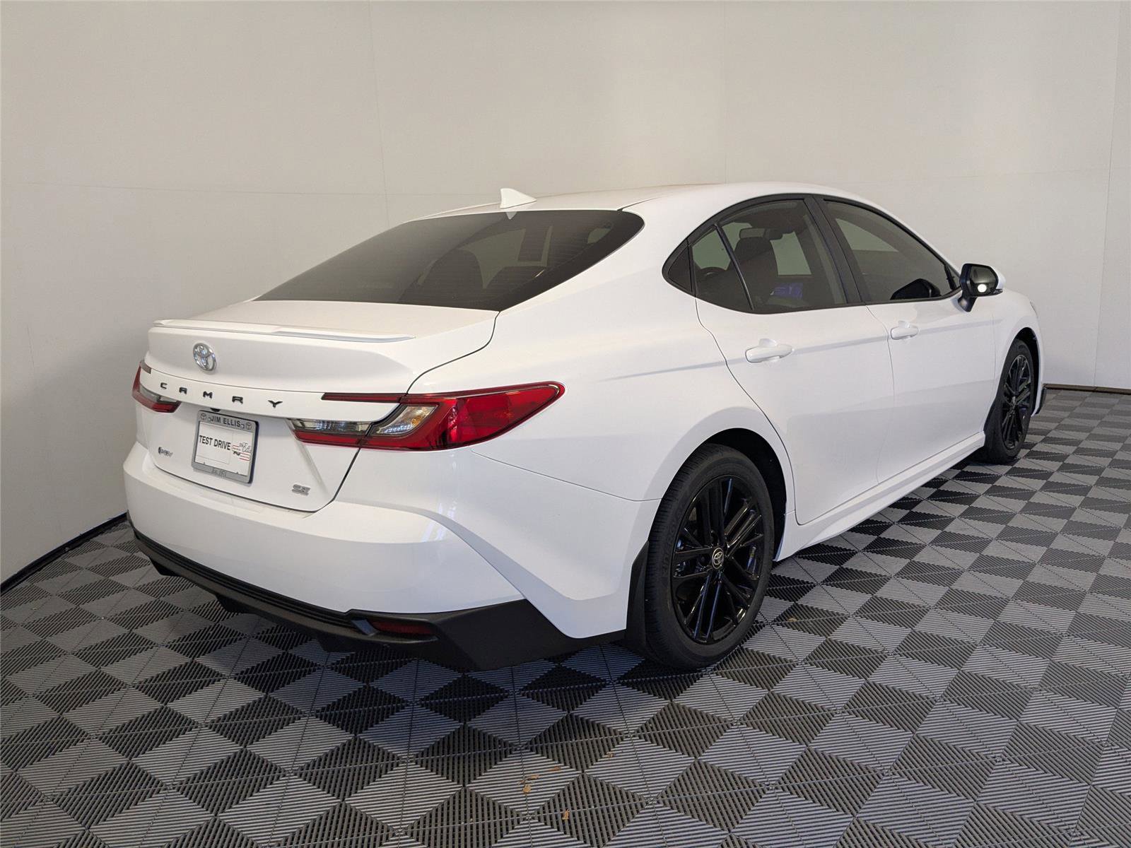 New 2026 Toyota Camry SE image 22