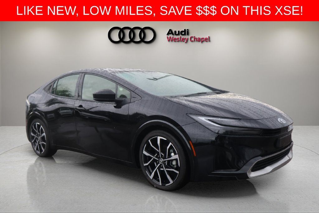 Used 2026 Toyota Prius Plug-In Hybrid FWD image 7