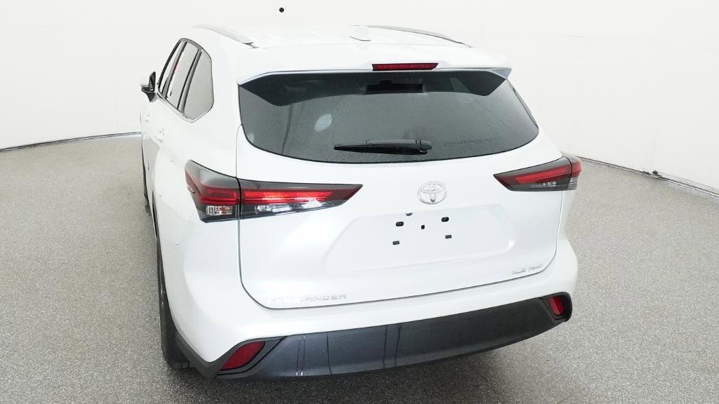 New 2026 Toyota Highlander XLE AWD/4WD image 10