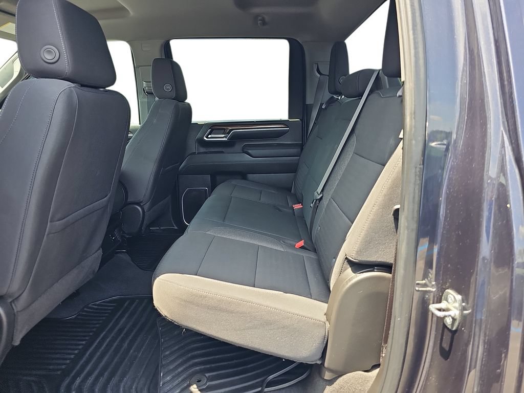 Used 2024 Chevrolet Silverado 2500 LT AWD/4WD image 14