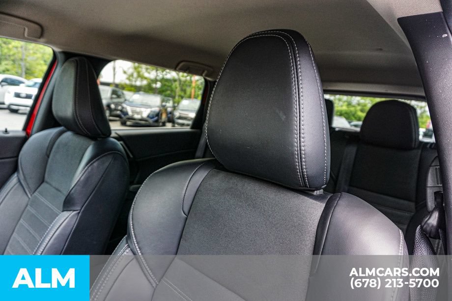 Used 2025 Mitsubishi Outlander SE FWD image 17