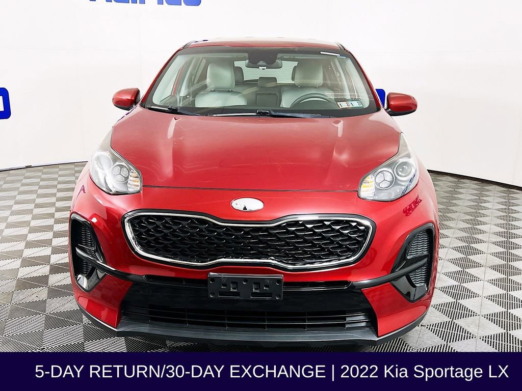 Used 2022 Kia Sportage LX image 3