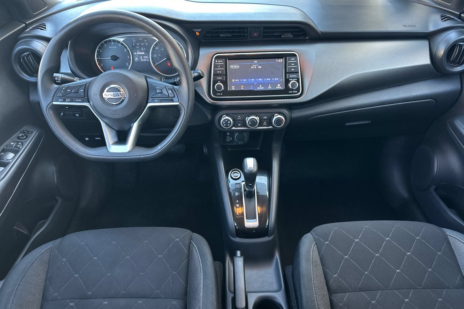 Used 2020 Nissan Kicks S FWD image 13