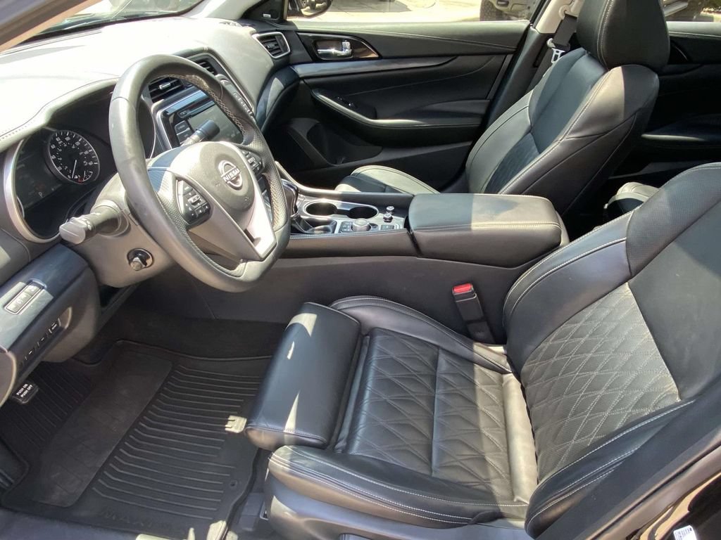 Used 2023 Nissan Maxima Platinum w/ Sport Mat Group FWD image 17