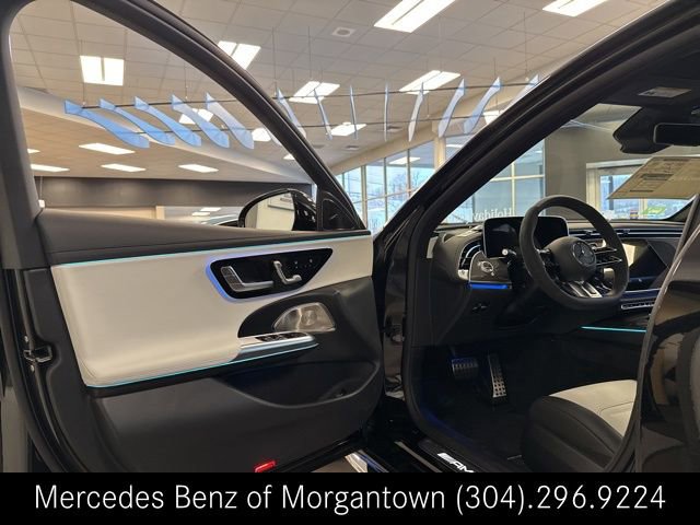 New 2026 Mercedes-Benz E 53 AMG e 4MATIC Sedan image 21