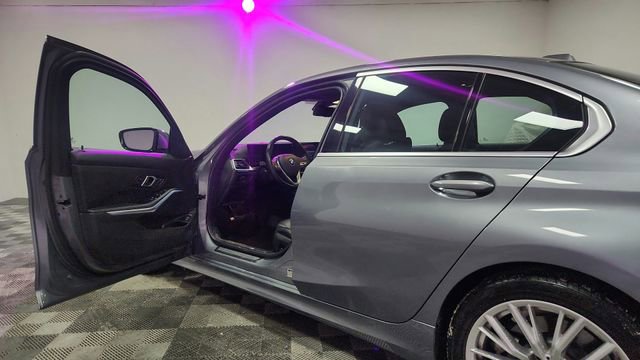 Used 2024 BMW 330i Sedan image 17