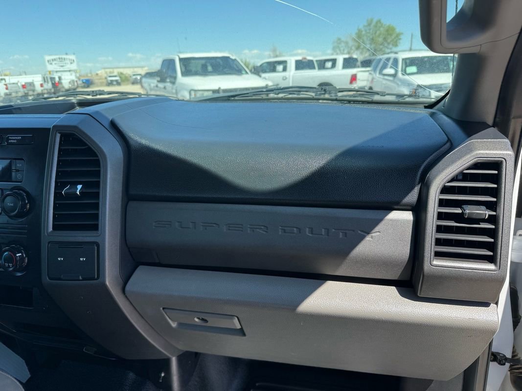 Used 2017 Ford F250 XL w/ Power Equipment Group AWD/4WD image 19