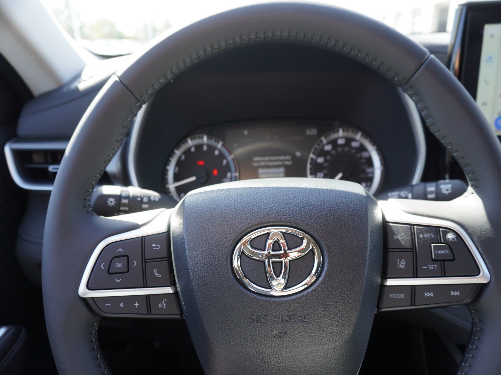 New 2026 Toyota Highlander XLE AWD/4WD image 26