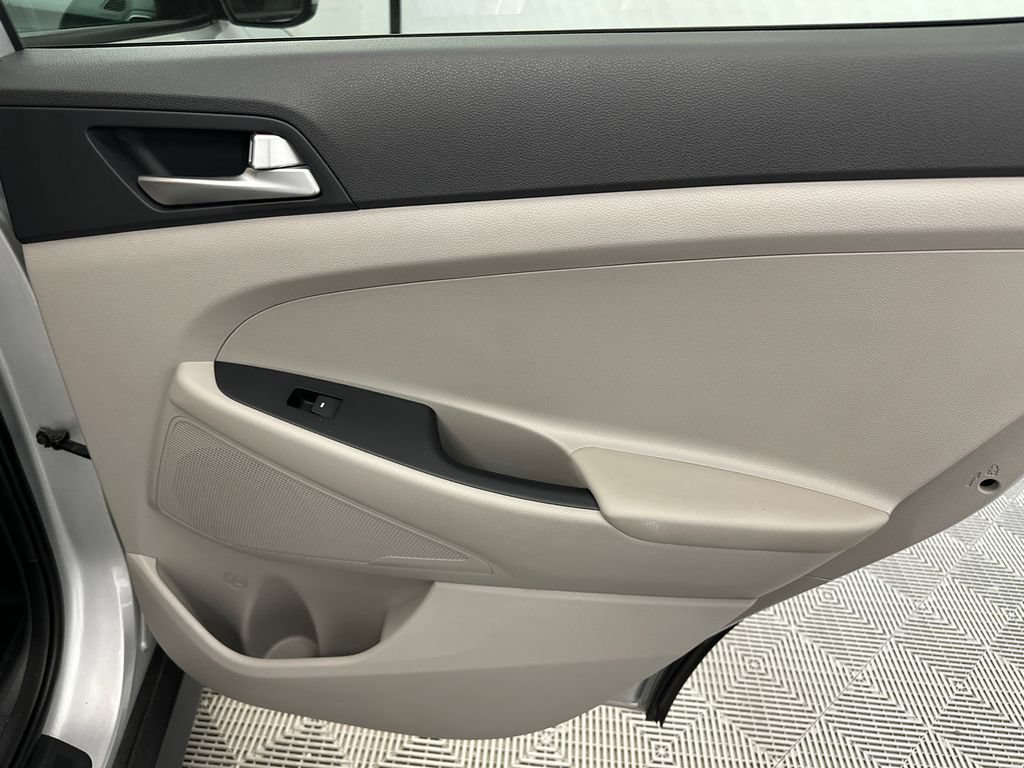Used 2019 Hyundai Tucson Value FWD image 13