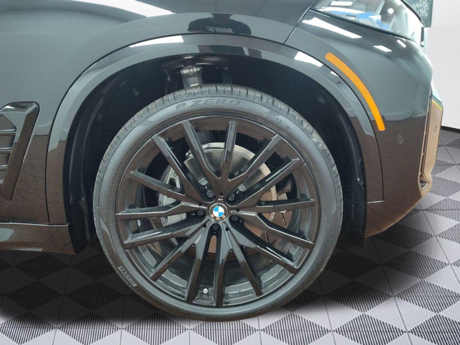 Used 2026 BMW X5 xDrive40i w/ M Sport Package image 11