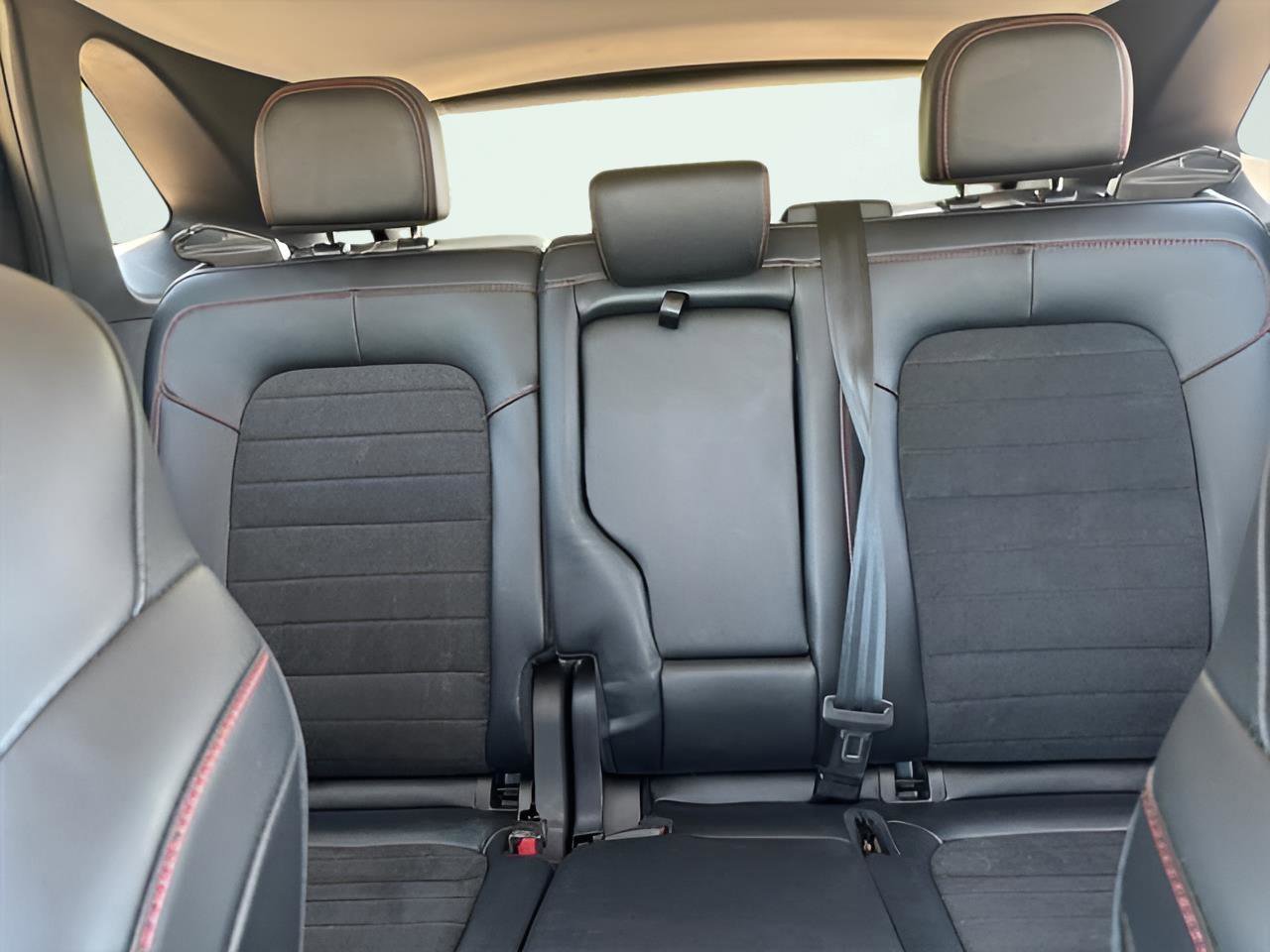 Used 2022 Ford Escape SEL w/ SEL Stealth AWD Package image 25