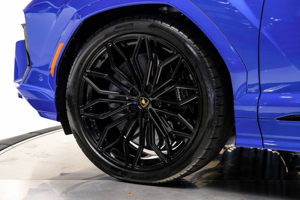 Used 2025 Lamborghini Urus SE AWD/4WD image 72