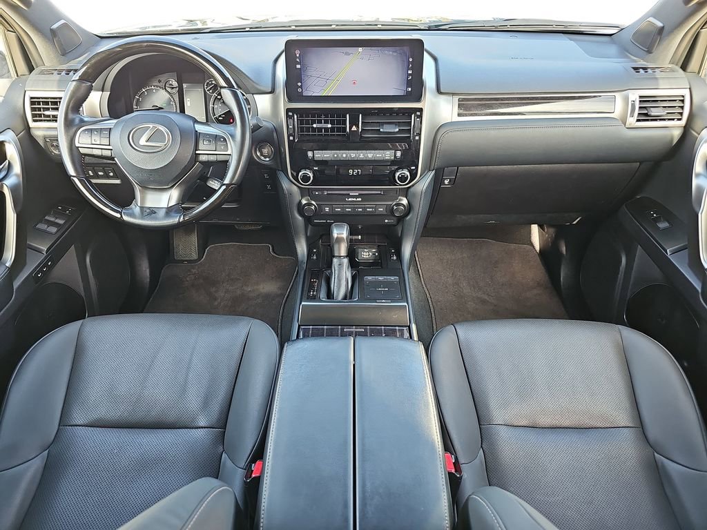 Used 2023 Lexus GX 460 Premium w/ Premium Package image 10