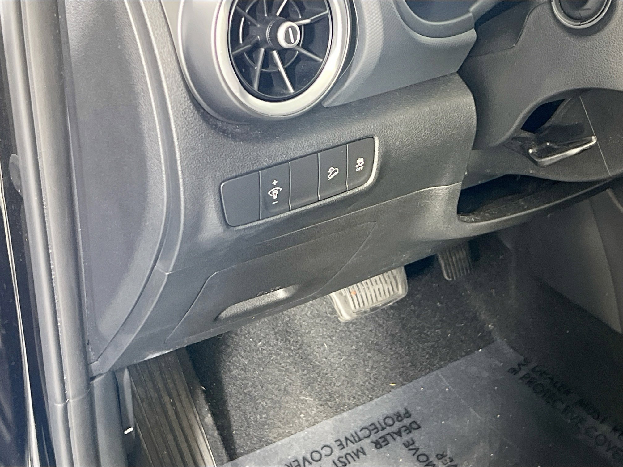 Used 2022 Hyundai Kona SEL w/ Cargo Package image 10