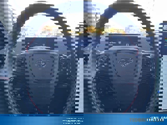 Used 2025 Ford Mustang Mach-E Premium w/ Sport Appearance Package image 27