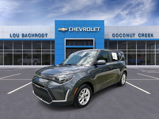 Used 2024 Kia Soul LX w/ Option Group 015 FWD image 4