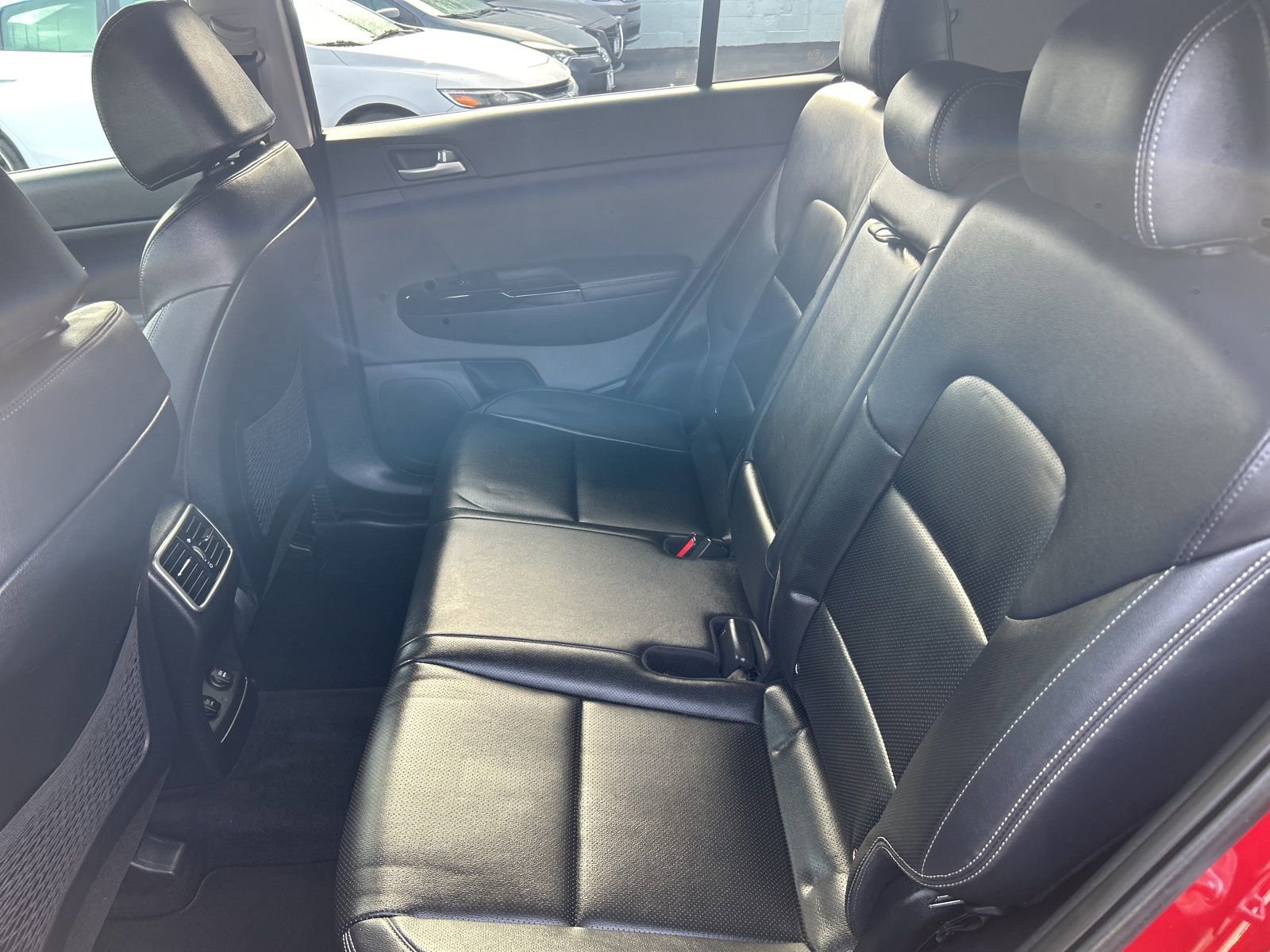 Used 2020 Kia Sportage EX image 15