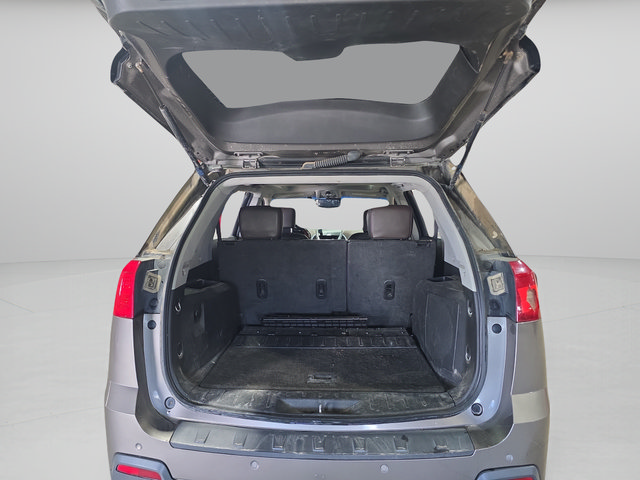 Used 2011 GMC Terrain SLT FWD image 13