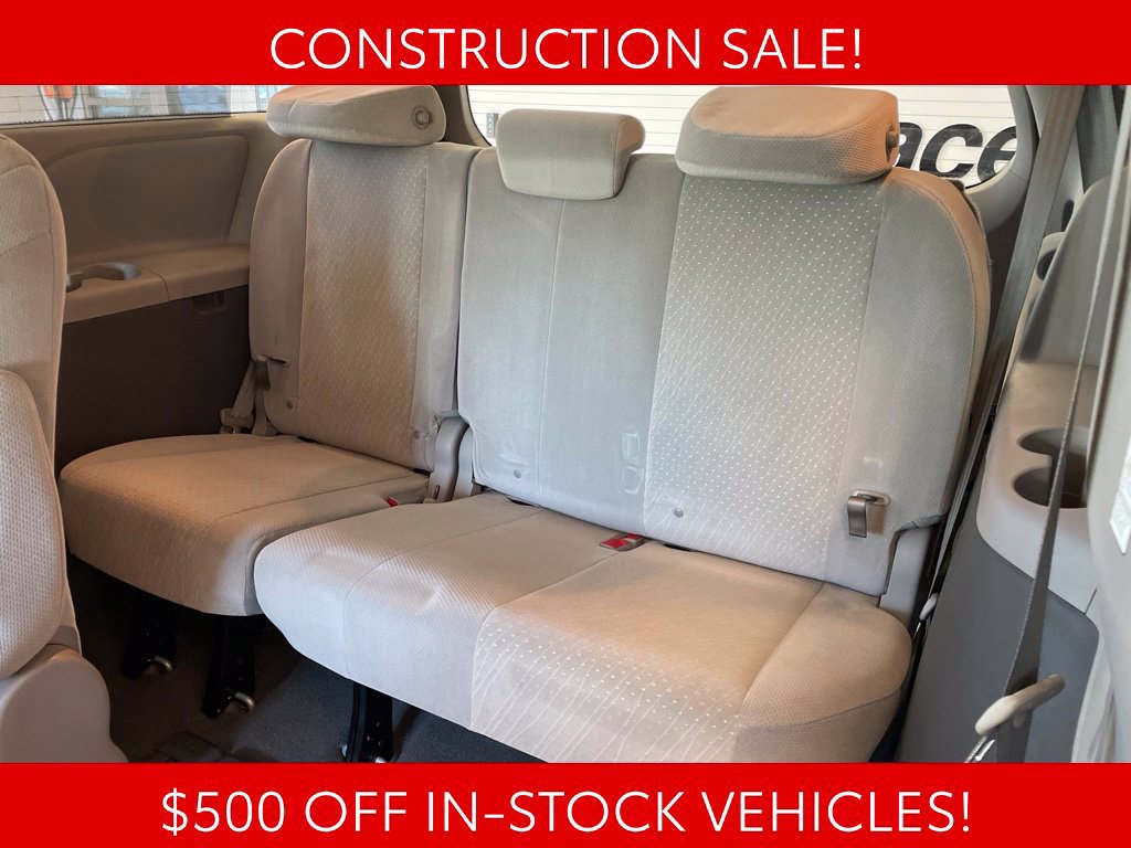 Used 2020 Toyota Sienna LE FWD image 11