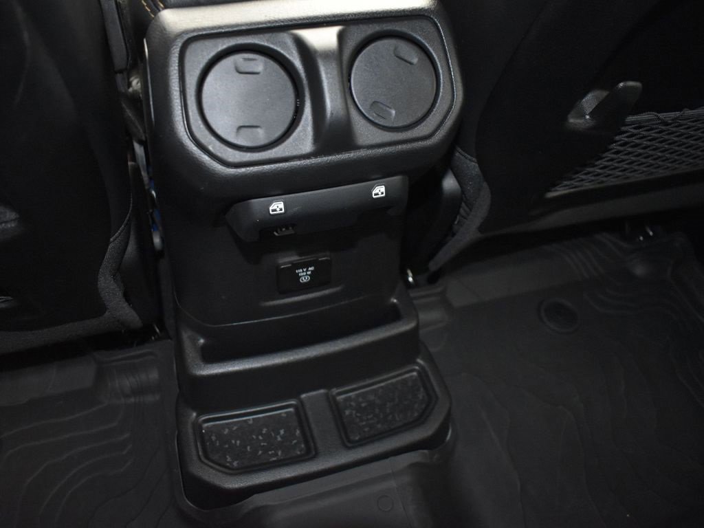 Used 2024 Jeep Wrangler Sahara w/ Technology Group image 19