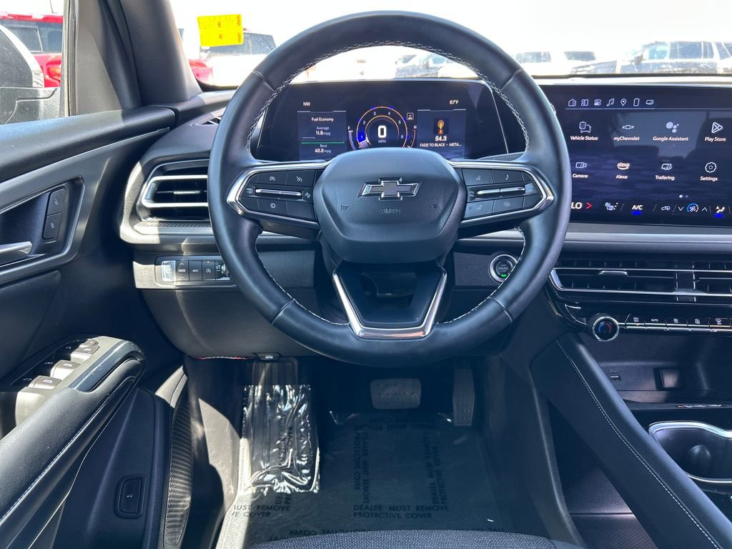 Used 2025 Chevrolet Traverse LT w/ Midnight/Sport Edition AWD/4WD image 10