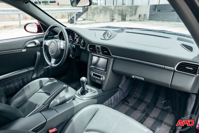Used 2005 Porsche 911 Carrera S RWD image 21